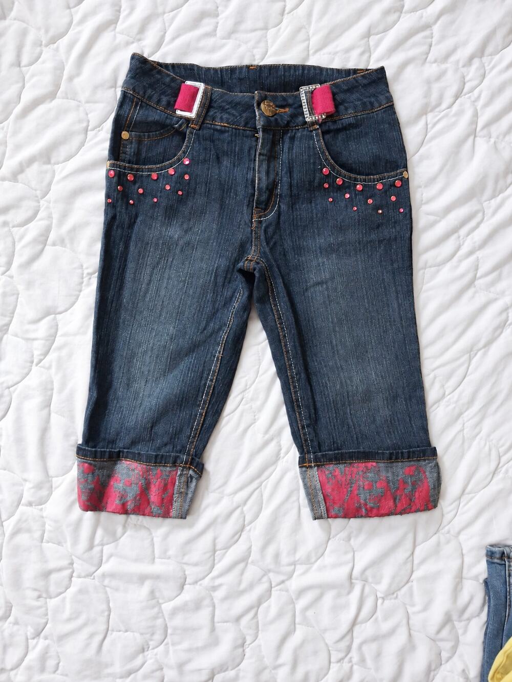 Vintage Y2K Hannah Montana Girls 10 Rhinestone Cuffed Capri Jeans